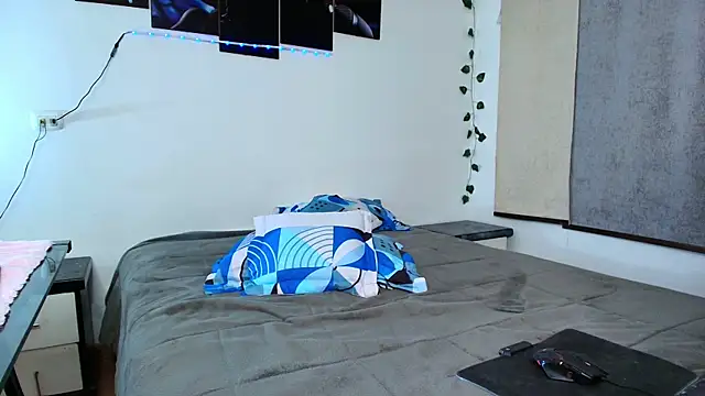 yesie_hot 现场XXX聊天