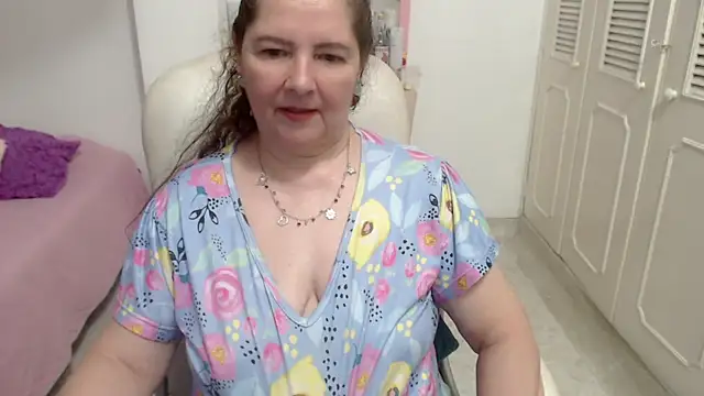 leonela_69 Adlı Modelin Canlı XXX Sohbeti