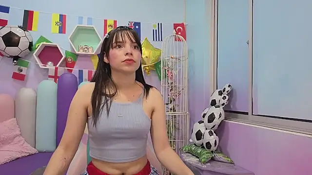 Isaa_Skinny Adlı Modelin Canlı XXX Sohbeti