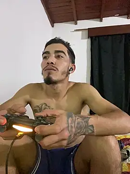 Dominant_kiing Chat XXX in diretta