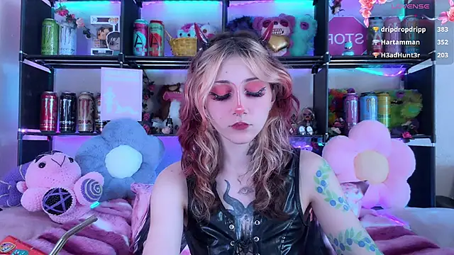 _Devill_Baby Live XXX-Chat