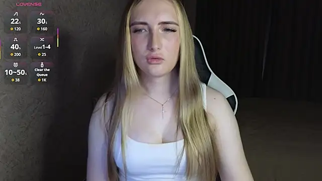 Vi_Luxy Adlı Modelin Canlı XXX Sohbeti