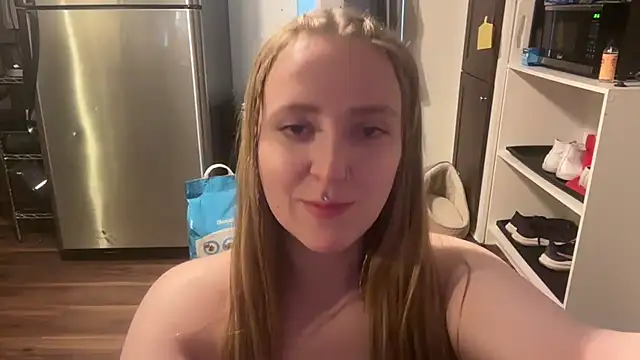 Pattyworld69 élő XXX-chatje