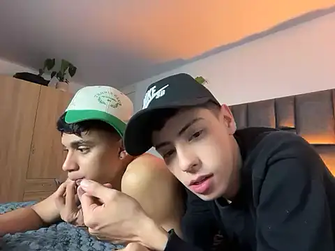 Michael_Jordan_zz Adlı Modelin Canlı XXX Sohbeti