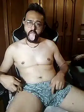Онлайн чат XXX freakkydessi