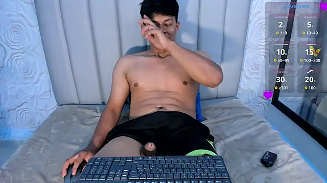 Andreuww_ লাইভ XXX চ্যাট