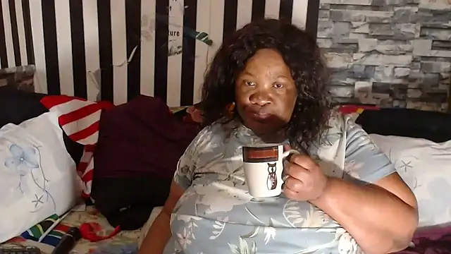 BigHotMatureXx Live XXX-chat