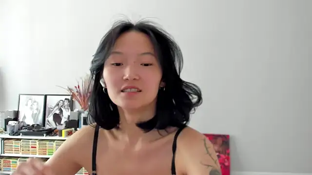 Chat XXX en directo de ailey_chao