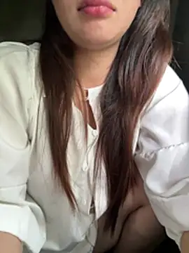 Nabi_pusy Adlı Modelin Canlı XXX Sohbeti
