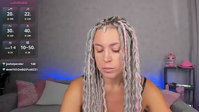 Fire__Dancer Adlı Modelin Canlı XXX Sohbeti