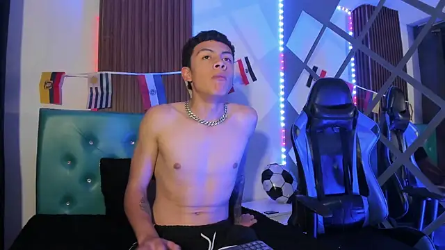 Онлайн чат XXX Mike_red
