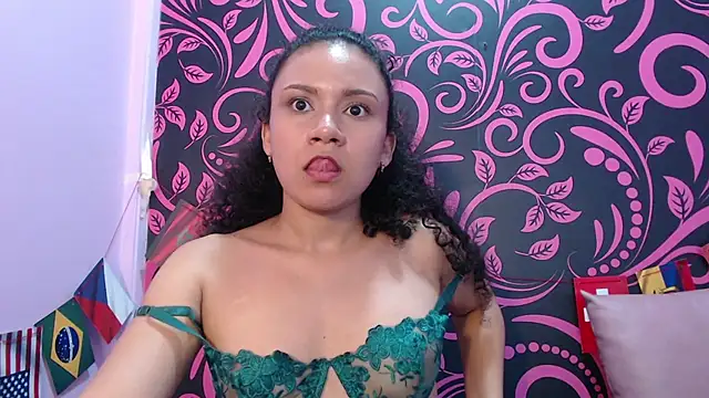 Little18Doll's Live XXX Chat