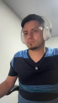 Chat +18 de Rick_Adams ao vivo