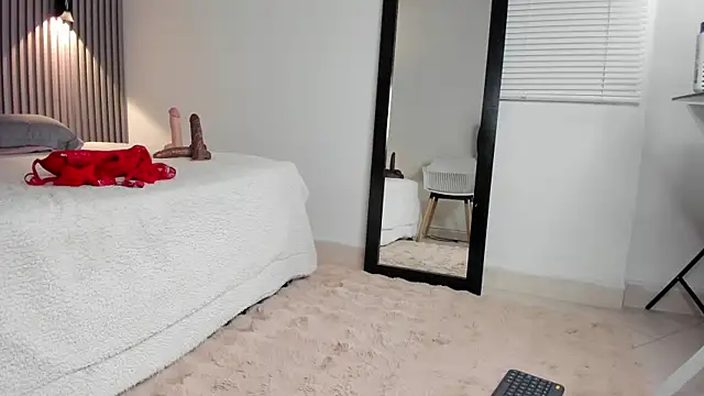 XXX chat uživo modela Zafiiraa