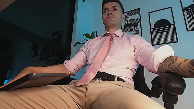 Webkamerová show ALPHA_DOMINUS_