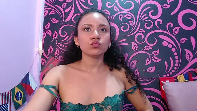 Little18Doll Live XXX Chat