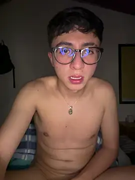 CamiRojas_boy – Live XXX-chat