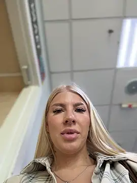 Chatroom XXX en direct de NewLale