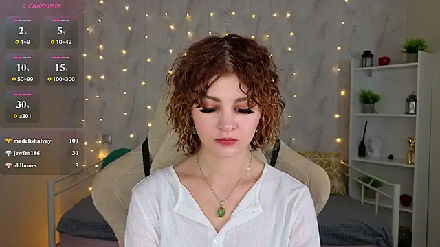 Kira__Fluffy's Live XXX Chat