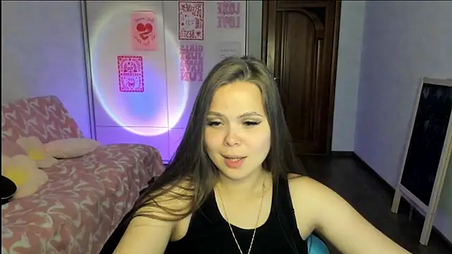 Kira_love_81 live XXX chat