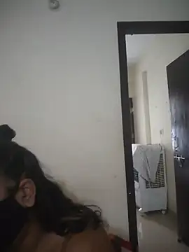 Chat XXX en directo de Lily-Darlling