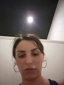 Chat XXX en directo de Izabella_Bella