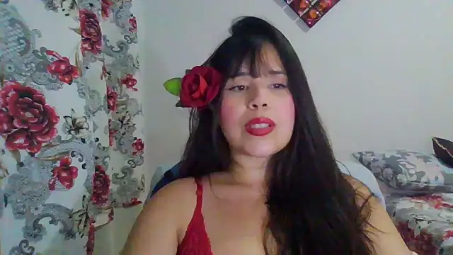 persefoonee30 Adlı Modelin Canlı XXX Sohbeti