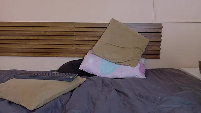 Max_saenzn Live XXX chat