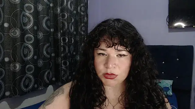 ANGELIQUE_KLANE's Live XXX Chat