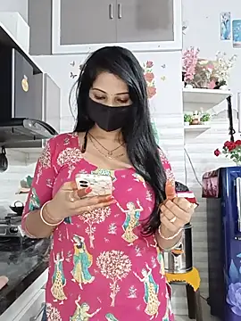 Kaur_Simran_01 现场XXX聊天