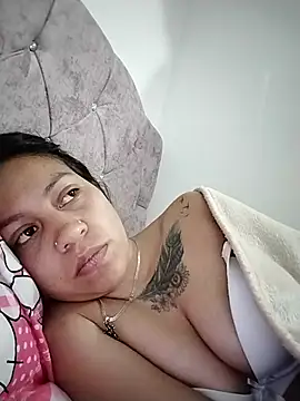 Tiphanydirty3 live XXX chat