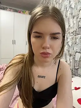 KayShaw Chat XXX live