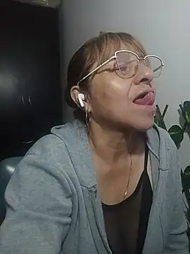 Chat XXX en directo de nicoltatiana_