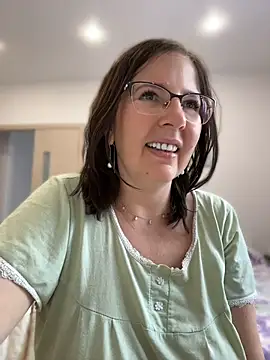 Chat +18 de B_Bonya_m ao vivo