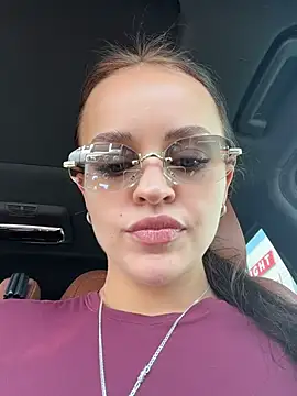 AngelinaTeller's Live XXX Chat