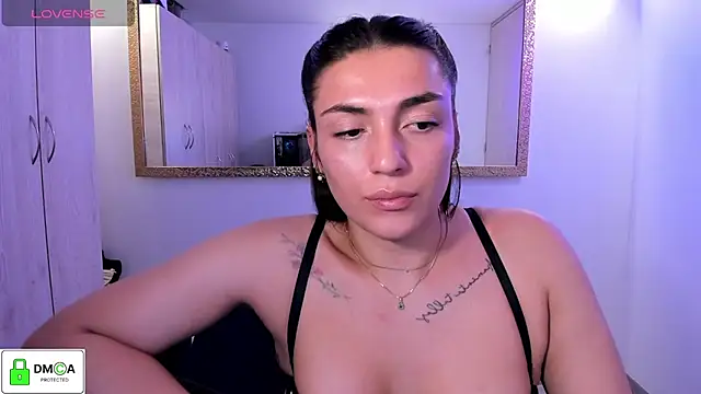 EricaVanderhill 现场XXX聊天