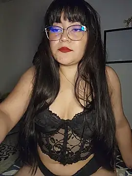 Chat +18 de Louise_0105 ao vivo
