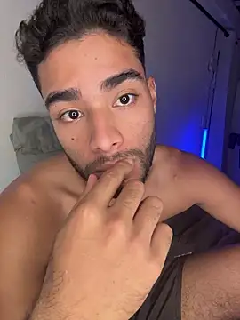 AlejandroGreco Webcam Show