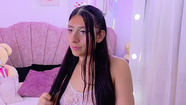 Chatroom XXX en direct de Sara_Blum