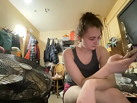 Chat XXX en directo de Snowbunnycake_131