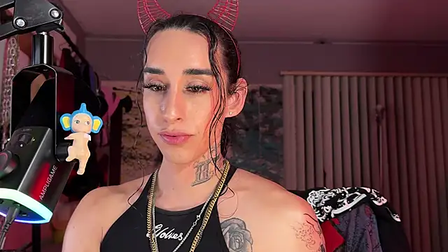 xoFrankie's Live XXX Chat
