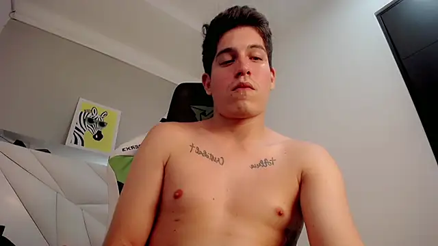 Chat XXX en directo de bby_cashh