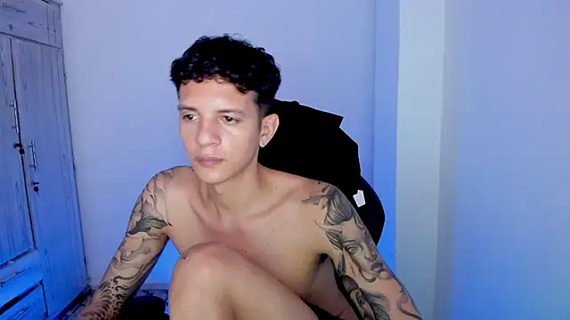 tylerrnova Live XXX-chat
