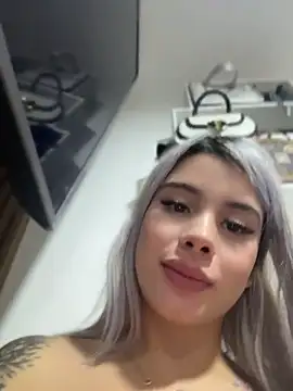 Chat XXX en directo de YouCandiSumisa