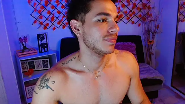 _Juan023_'s Live XXX Chat