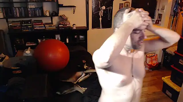 Chatroom XXX en direct de Daddy_Werewolf