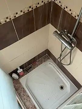 XXX chat uživo modela Mikev