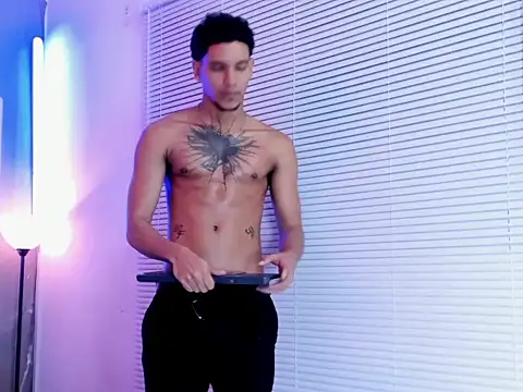 Chatroom XXX en direct de kai_storm77