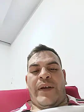 Edwin_Q Live XXX-chat