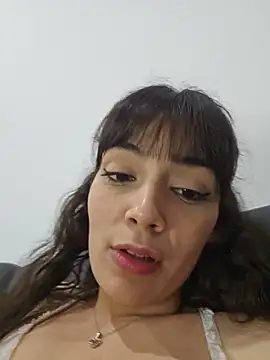 دردشة LeoyNicky98 الجنسية المباشرة